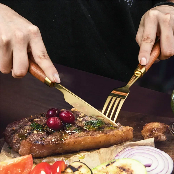 Regalia Flatware Set