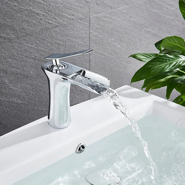 Aquora Waterfall Faucet