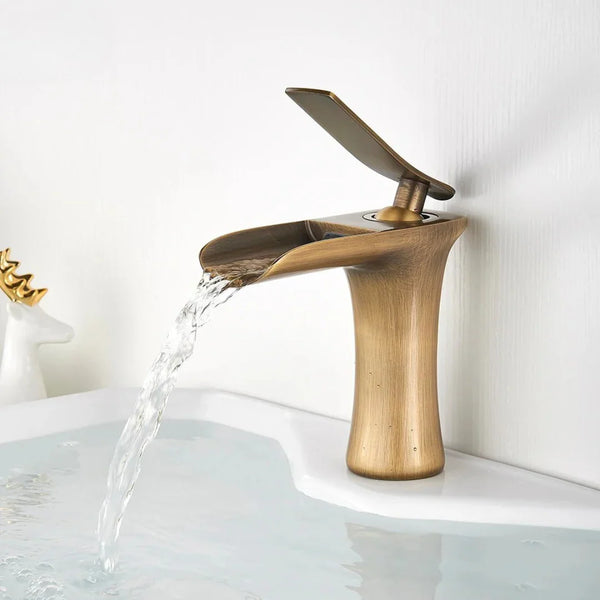 Aquora Waterfall Faucet
