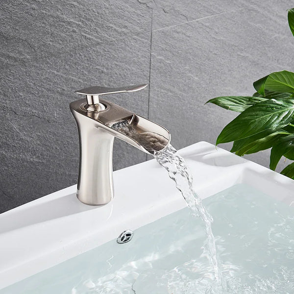 Aquora Waterfall Faucet